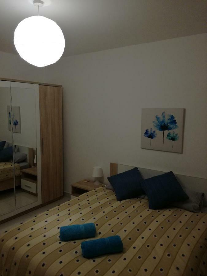 No8 @ Seabreeze Court Apartment Mellieħa Exterior foto
