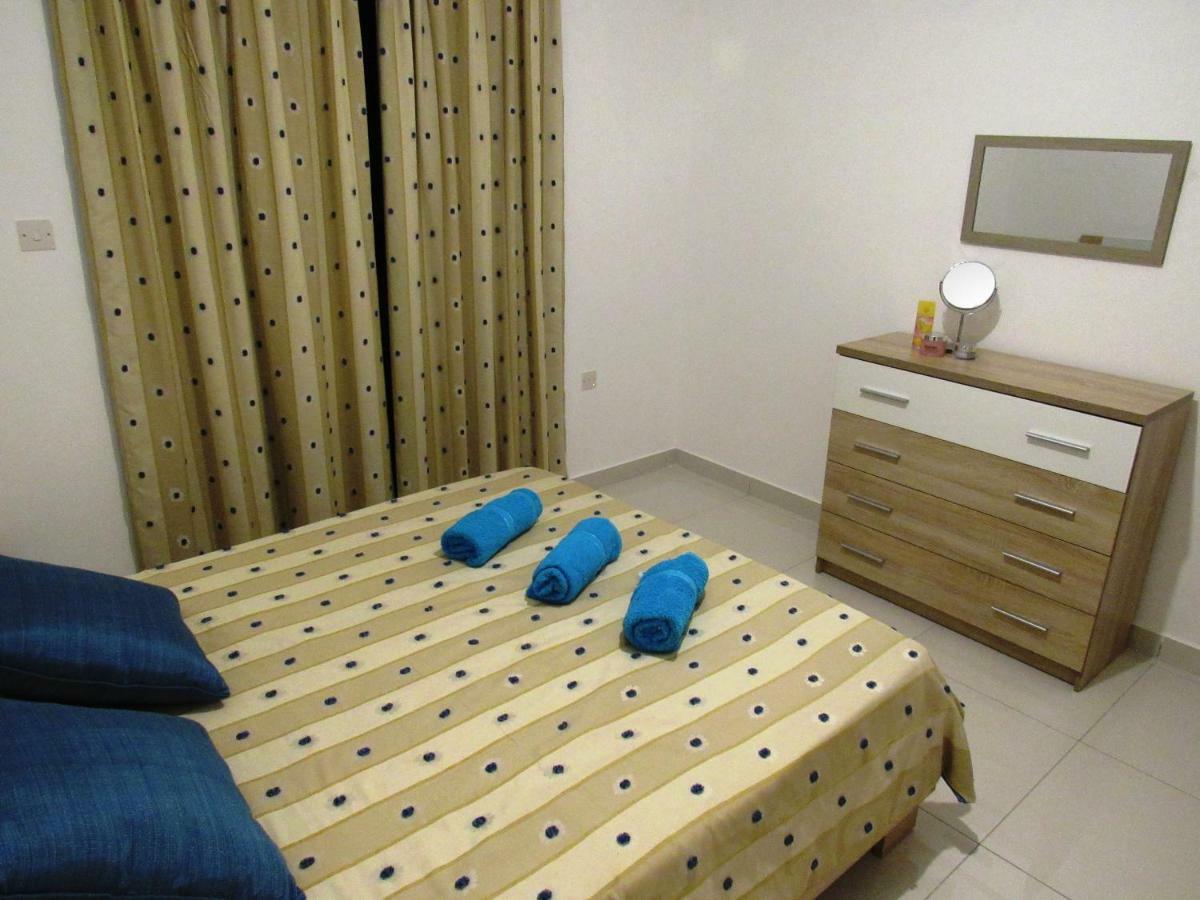 No8 @ Seabreeze Court Apartment Mellieħa Exterior foto