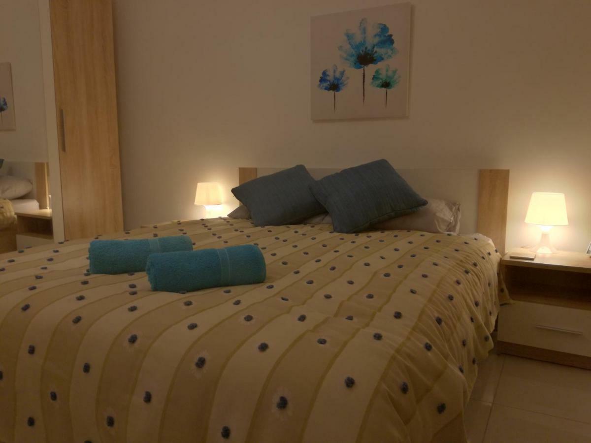 No8 @ Seabreeze Court Apartment Mellieħa Exterior foto